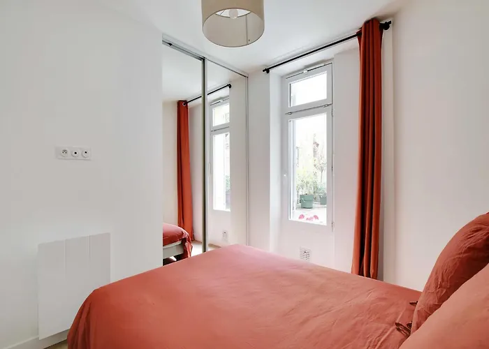 Modern Apartment - 2Bd 6P - Batignolles